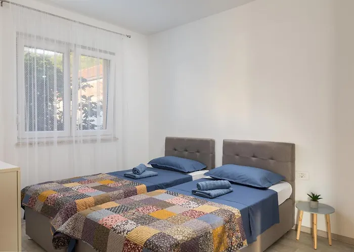 Apartment Why Not