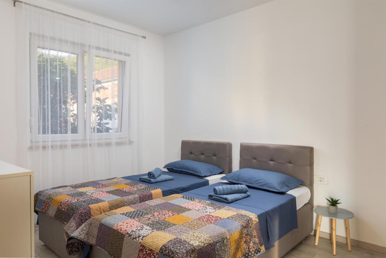 Why Not Apartment *